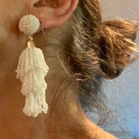 Rachel Zoe Panacea Beaded Tassel Earrings White Beads Gold Tone Pierced … - Picture 1 of 6